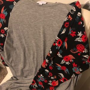 LuLaRoe grey w/ black floral Randy Tee 3XL